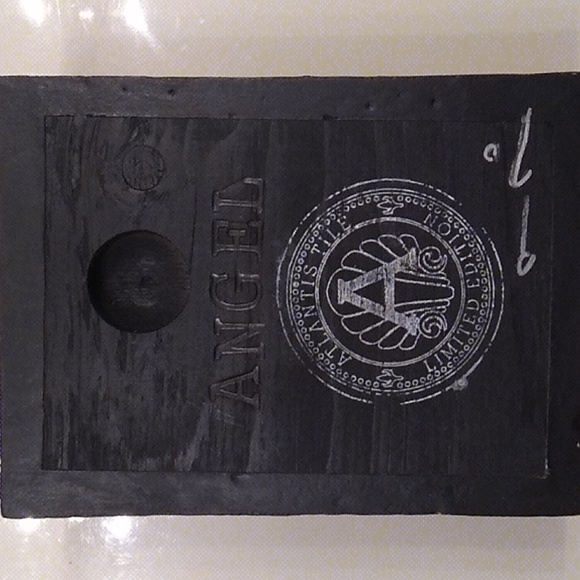 ANGEL *Signed iron bisque wash, Atlantis Tile, like Sid Dickens. *Rare & Retired - Picture 9 of 14